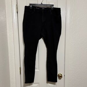 a.n.a Black Women's Skinny Jeans